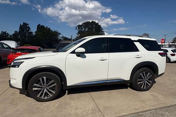 2023 Nissan Pathfinder Ti-L R53