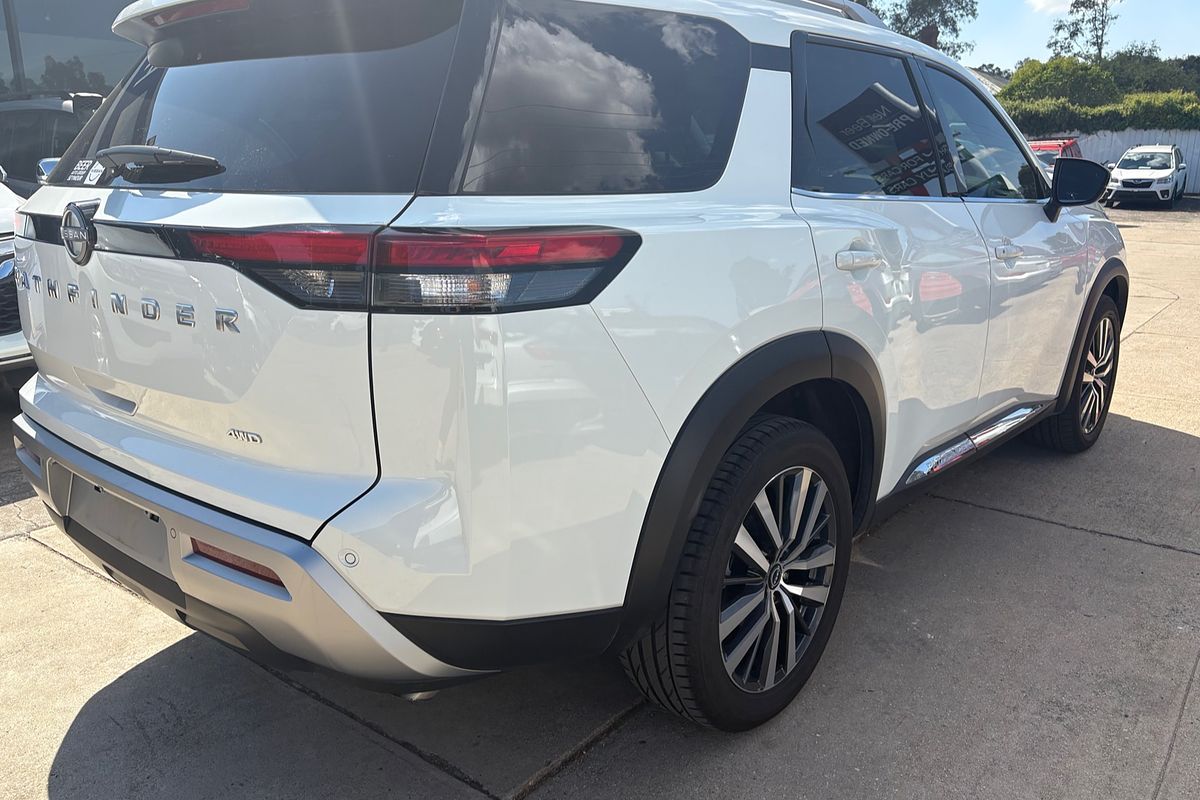 2023 Nissan Pathfinder Ti-L R53
