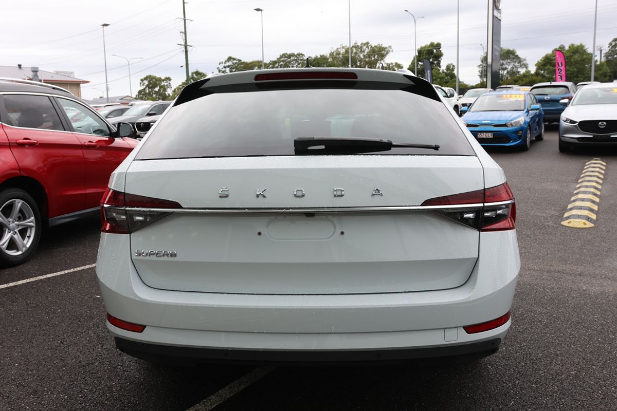 2022 SKODA Superb 162TSI Style NP