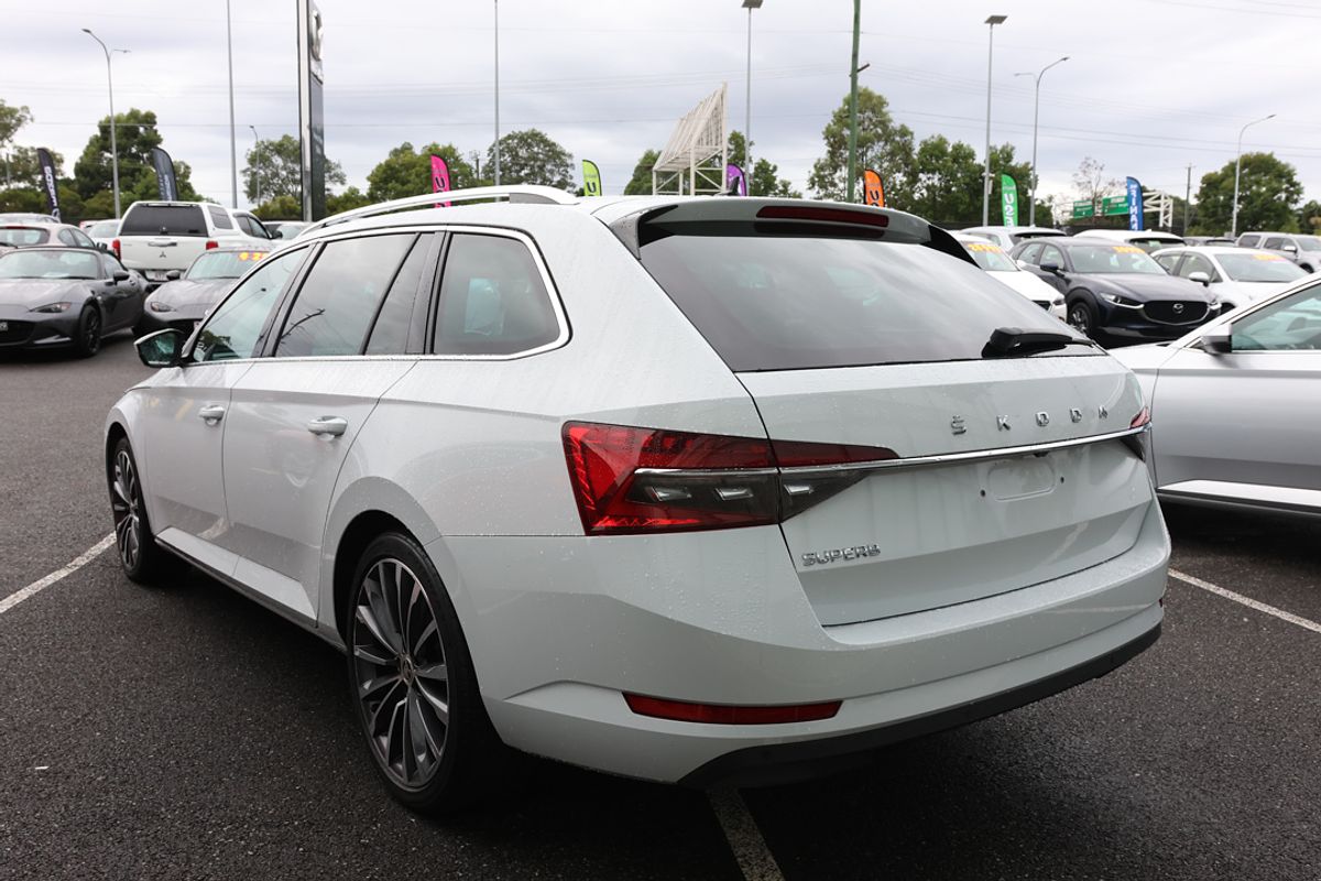 2022 SKODA Superb 162TSI Style NP
