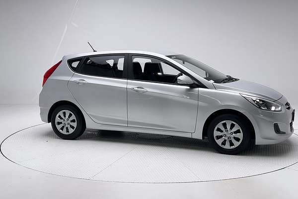 2016 Hyundai Accent Active RB4