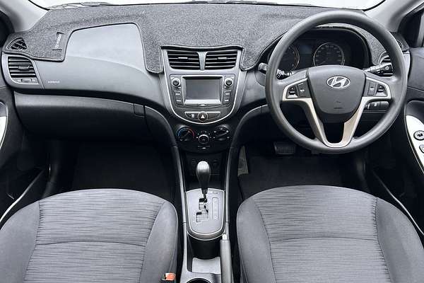 2016 Hyundai Accent Active RB4