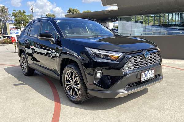2024 Toyota RAV4 GXL AXAH52R