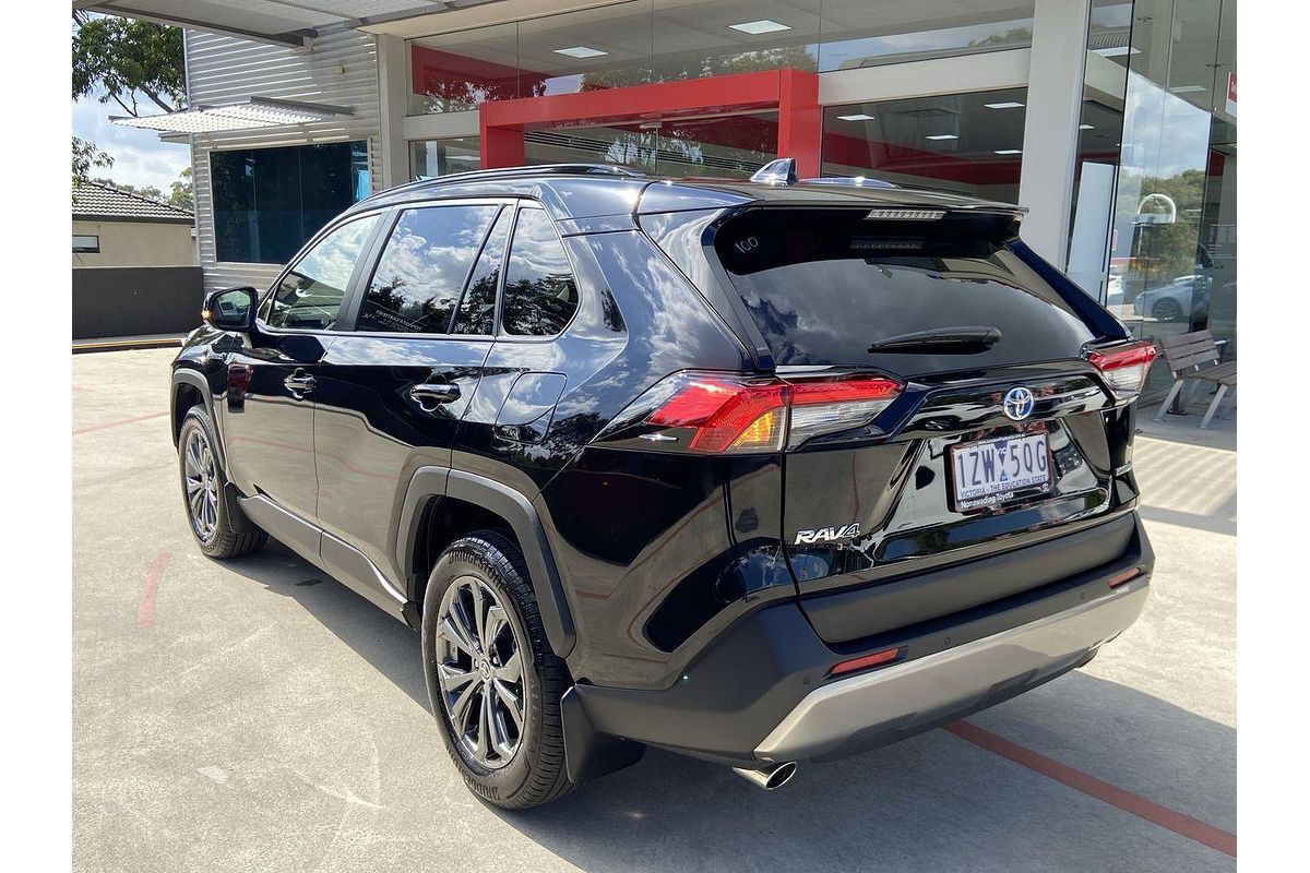 2024 Toyota RAV4 GXL AXAH52R