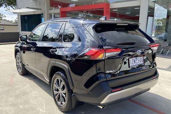 2024 Toyota RAV4 GXL AXAH52R