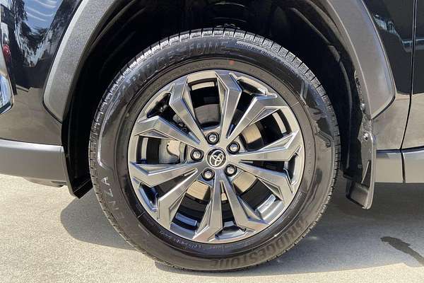 2024 Toyota RAV4 GXL AXAH52R