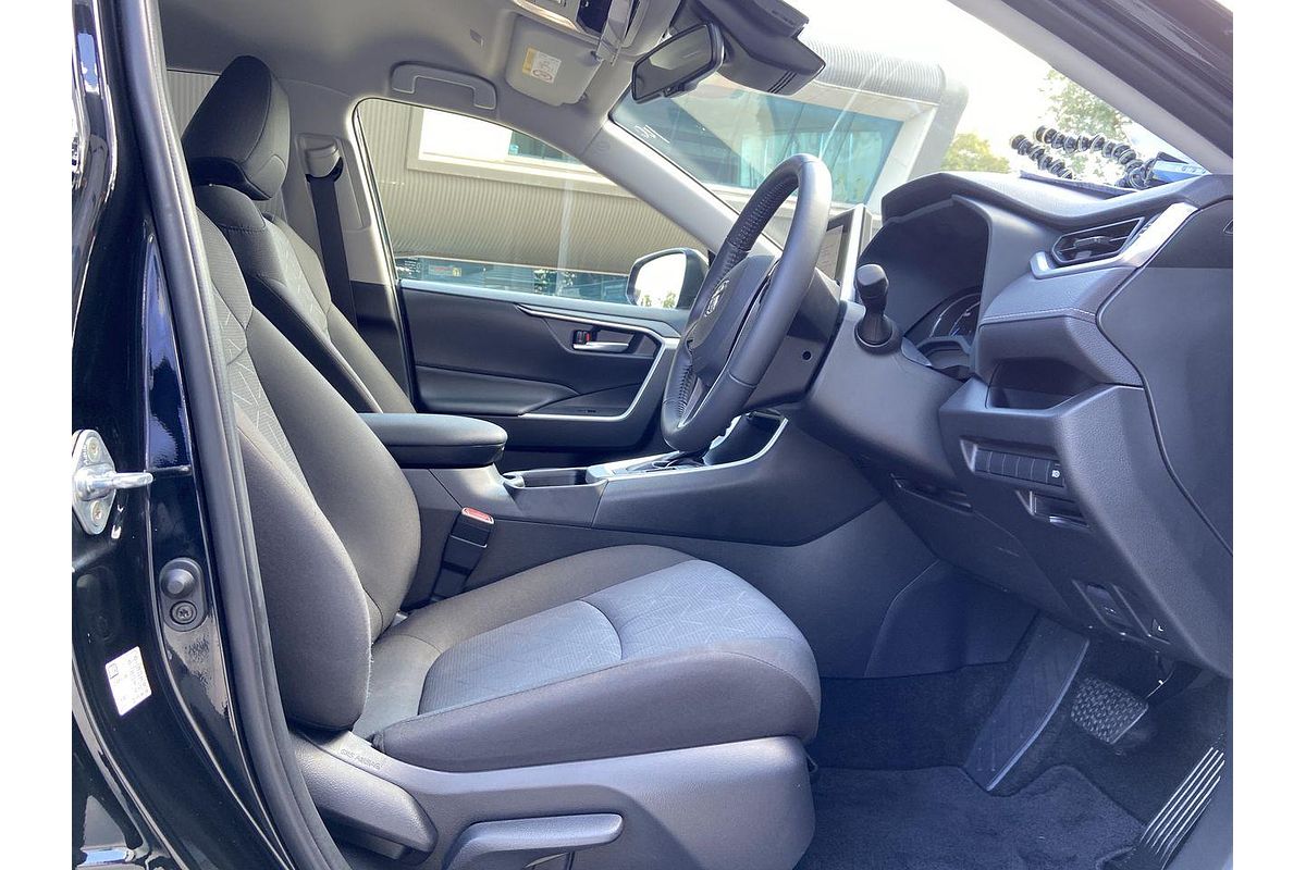 2024 Toyota RAV4 GXL AXAH52R