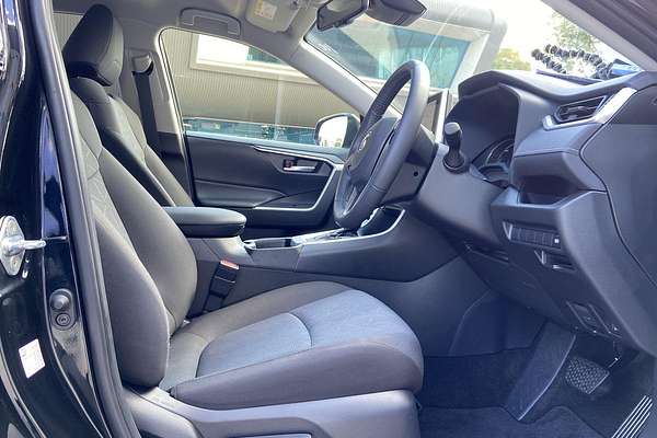 2024 Toyota RAV4 GXL AXAH52R