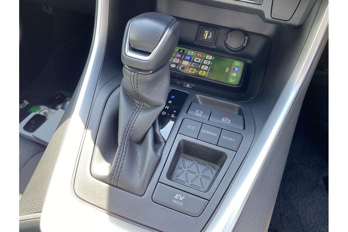 2024 Toyota RAV4 GXL AXAH52R