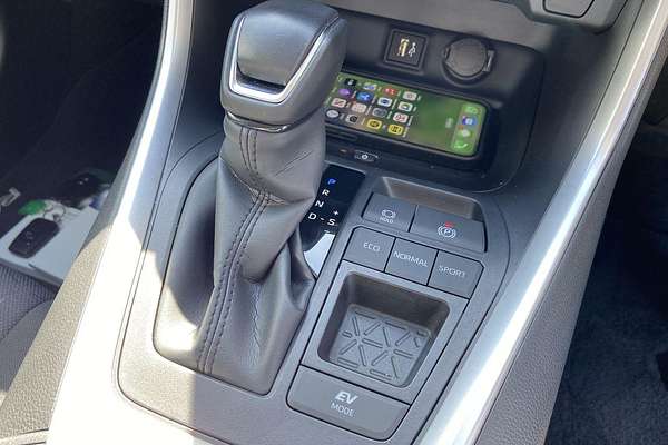 2024 Toyota RAV4 GXL AXAH52R