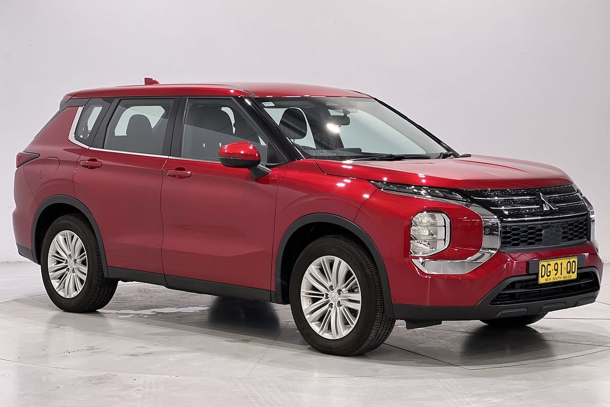 2022 Mitsubishi Outlander ES ZM