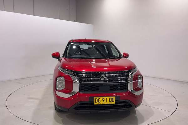 2022 Mitsubishi Outlander ES ZM