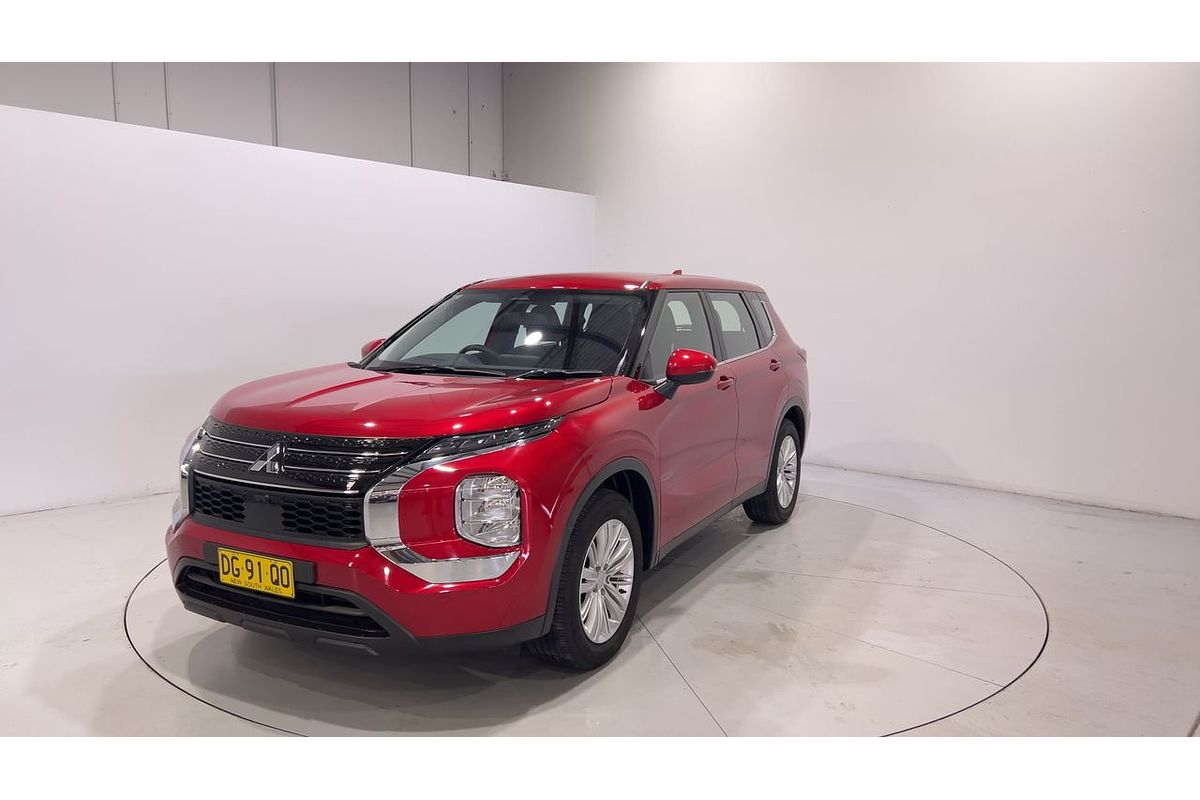 2022 Mitsubishi Outlander ES ZM