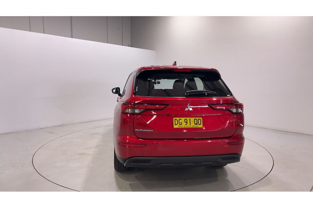 2022 Mitsubishi Outlander ES ZM