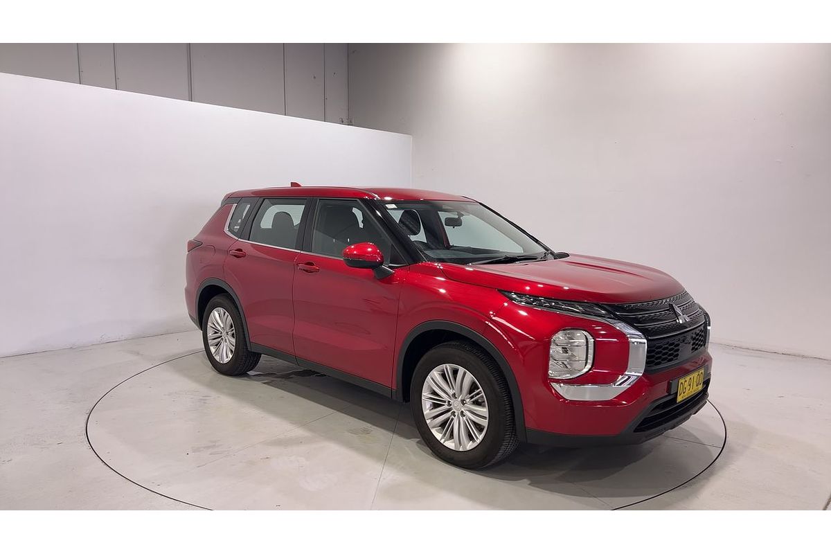 2022 Mitsubishi Outlander ES ZM