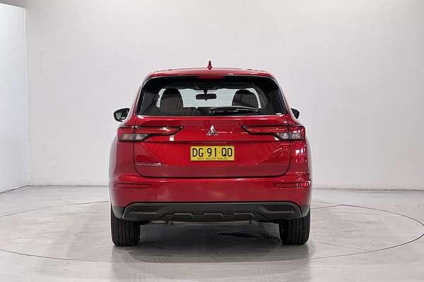 2022 Mitsubishi Outlander ES ZM