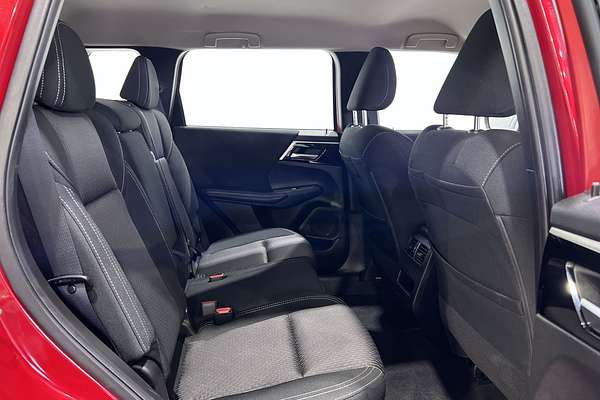 2022 Mitsubishi Outlander ES ZM
