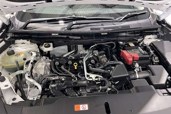 2023 Mitsubishi Outlander ES ZM