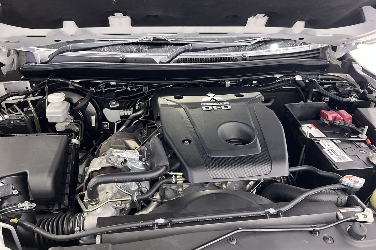 2019 Mitsubishi Triton GLS Premium MR 4X4
