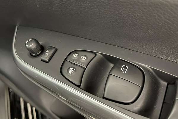 2024 Nissan Navara ST D23 4X4