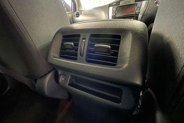 2024 Nissan Navara ST D23 4X4