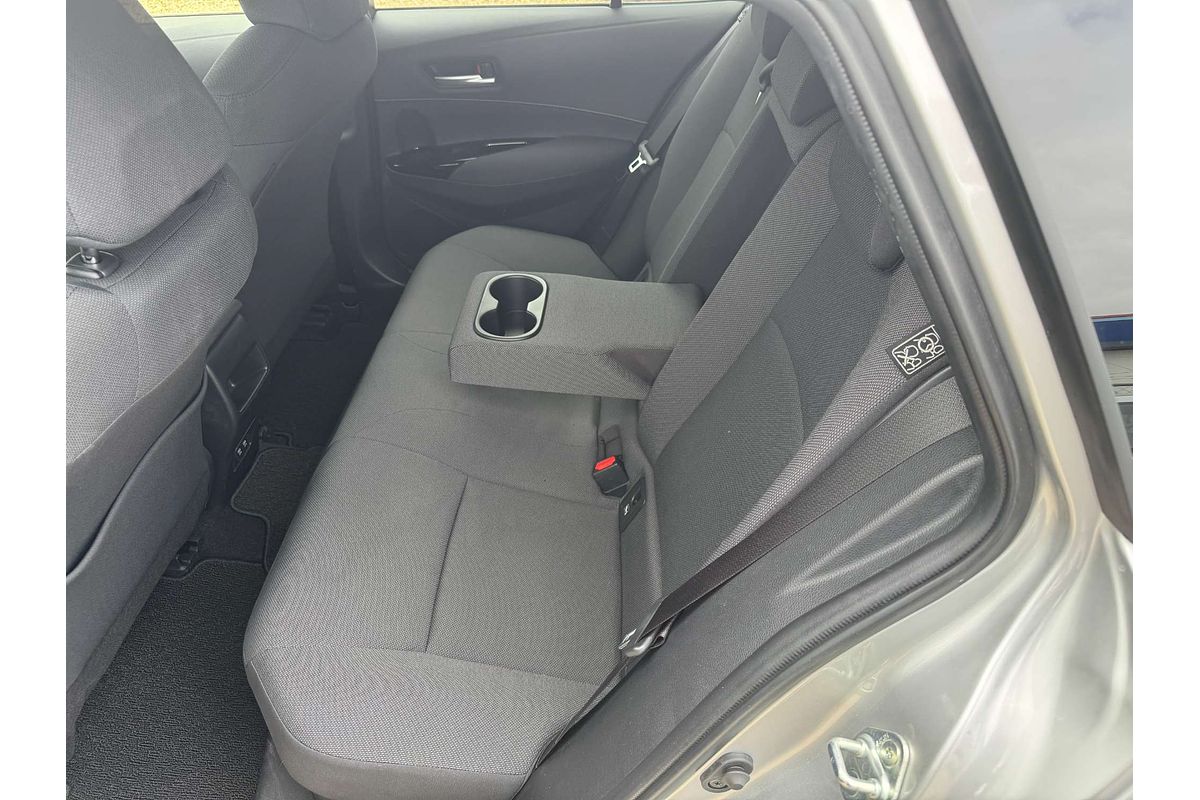 2019 Toyota Corolla SX Hybrid ZWE211R