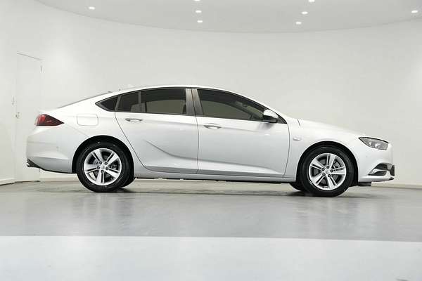 2020 Holden Commodore LT ZB