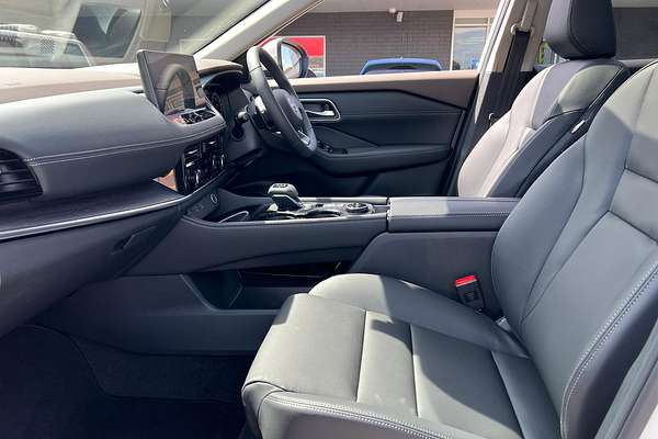 2025 Nissan X-TRAIL Ti T33