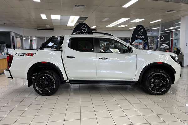 2025 Nissan Navara PRO-4X D23 4X4