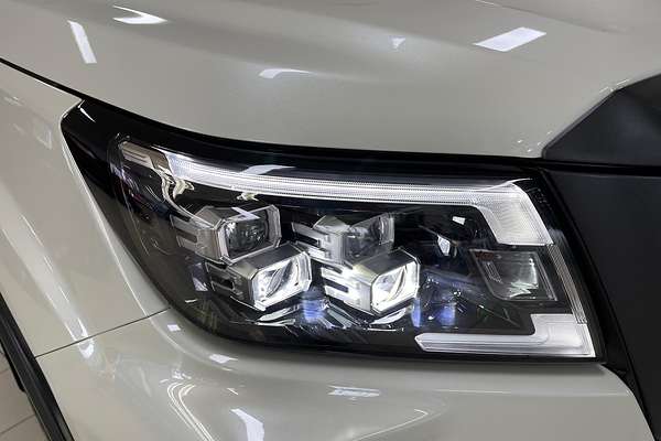 2025 Nissan Navara PRO-4X D23 4X4