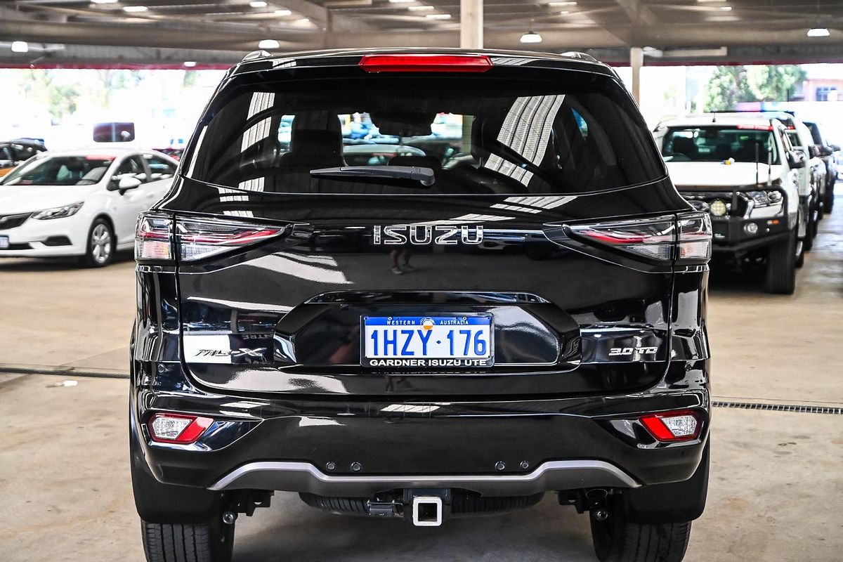 2023 Isuzu MU-X LS-T