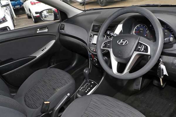 2016 Hyundai Accent Active RB4
