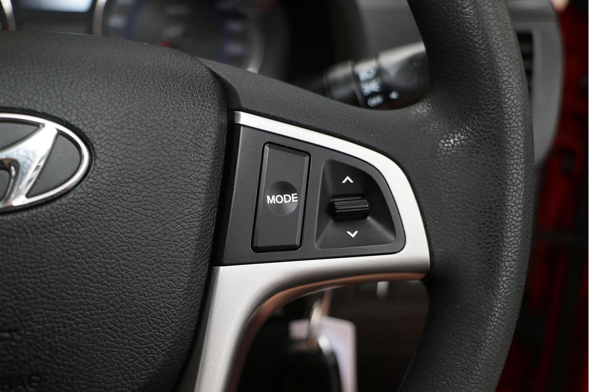 2016 Hyundai Accent Active RB4