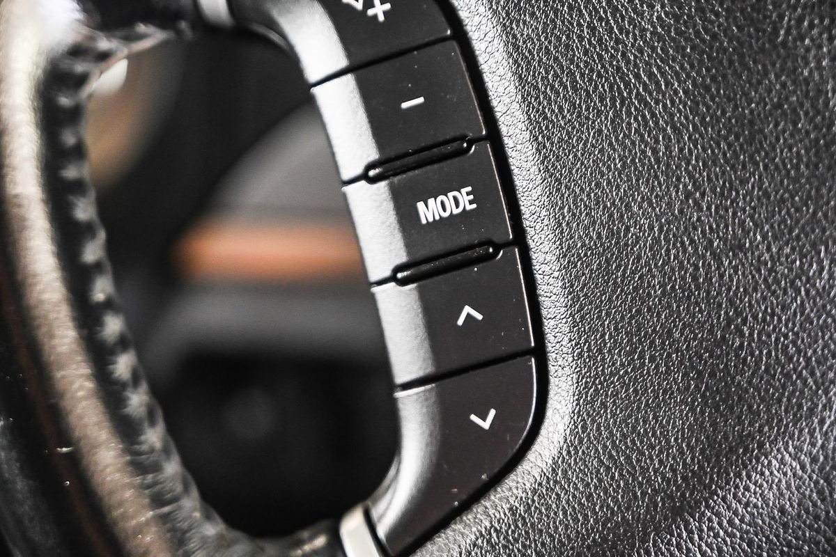 2018 Mitsubishi Pajero GLX NX