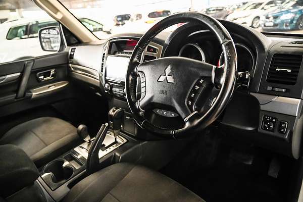 2018 Mitsubishi Pajero GLX NX