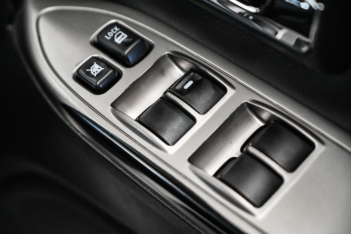 2018 Mitsubishi Pajero GLX NX