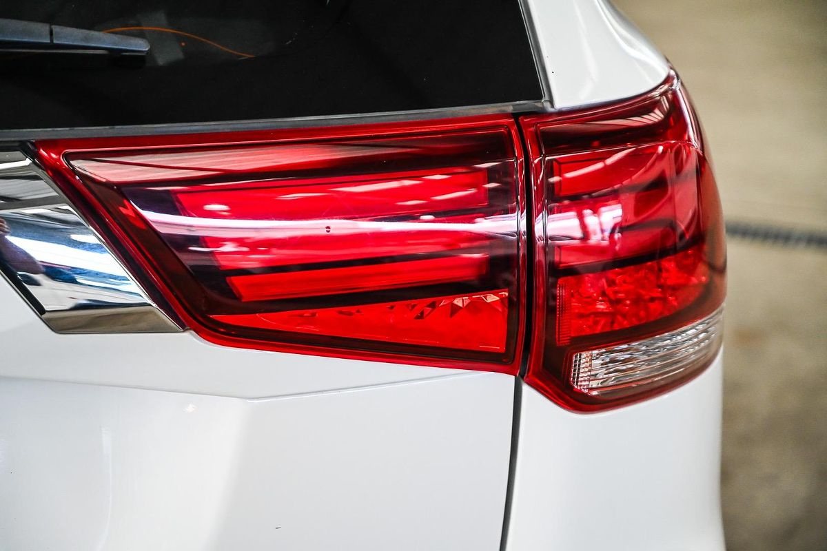 2019 Mitsubishi Outlander ES ZL