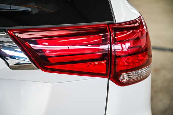 2019 Mitsubishi Outlander ES ZL