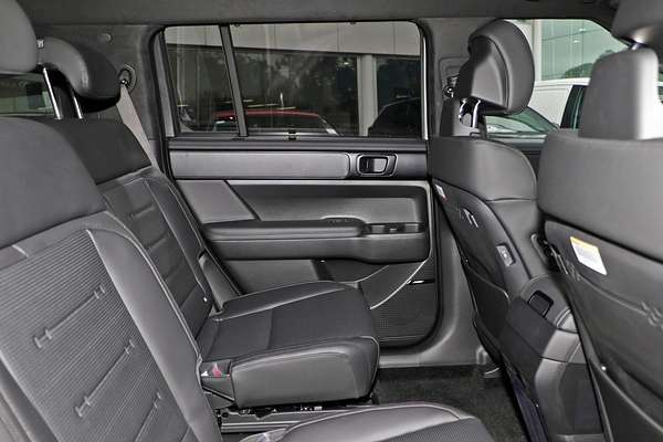 2025 Hyundai Santa Fe Calligraphy MX5.V1