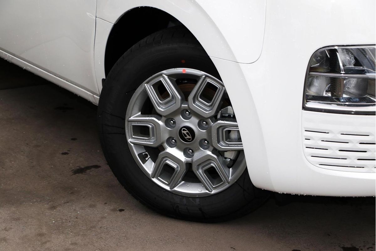 2025 Hyundai STARIA LOAD Premium US4.V3