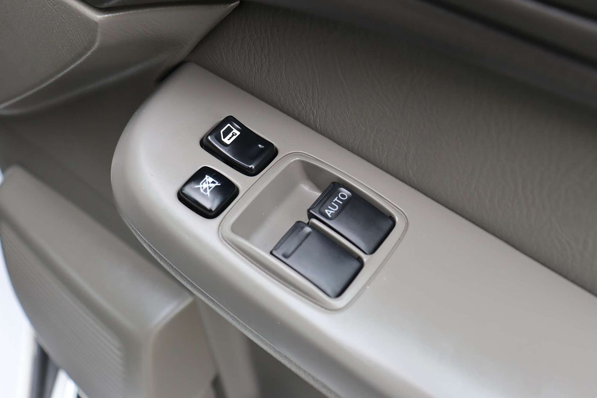 2016 Nissan Patrol ST Series 5 4X4