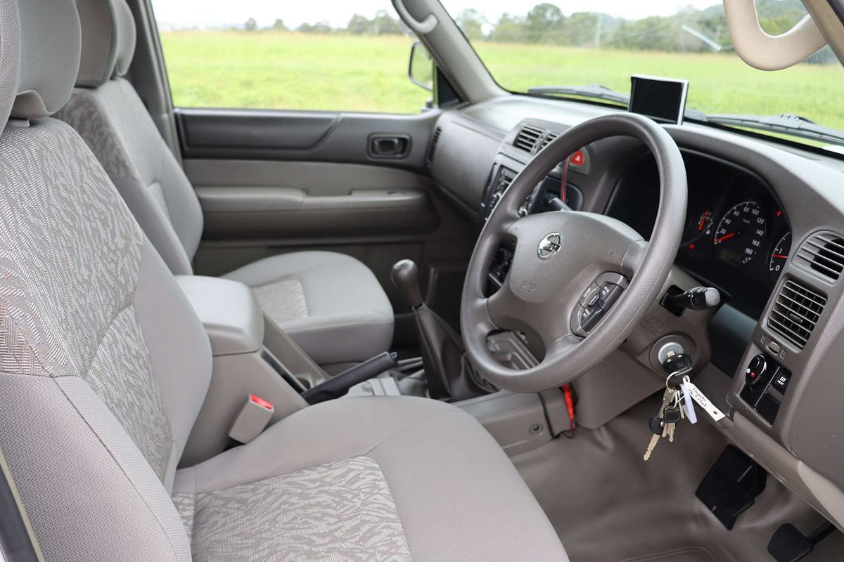 2016 Nissan Patrol ST Series 5 4X4