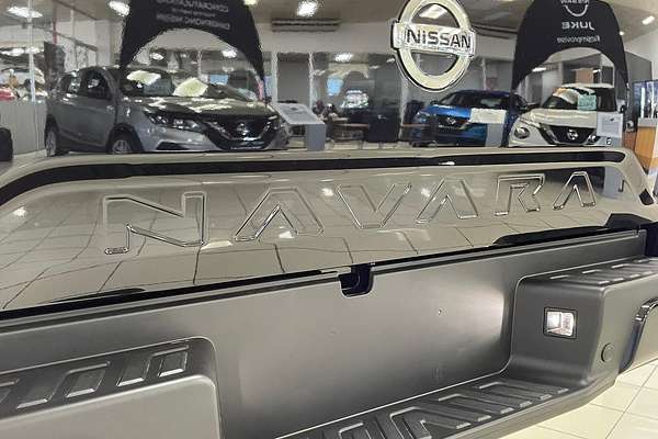 2024 Nissan Navara ST D23 4X4