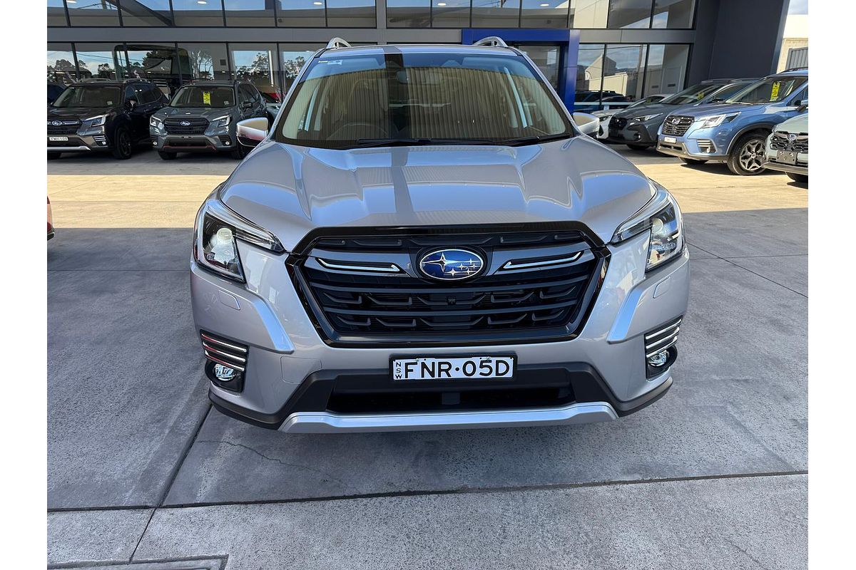 2024 Subaru Forester Hybrid S S5