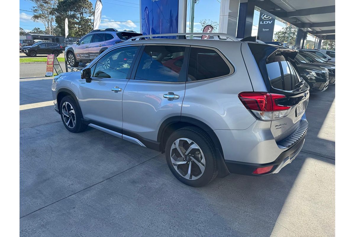 2024 Subaru Forester Hybrid S S5