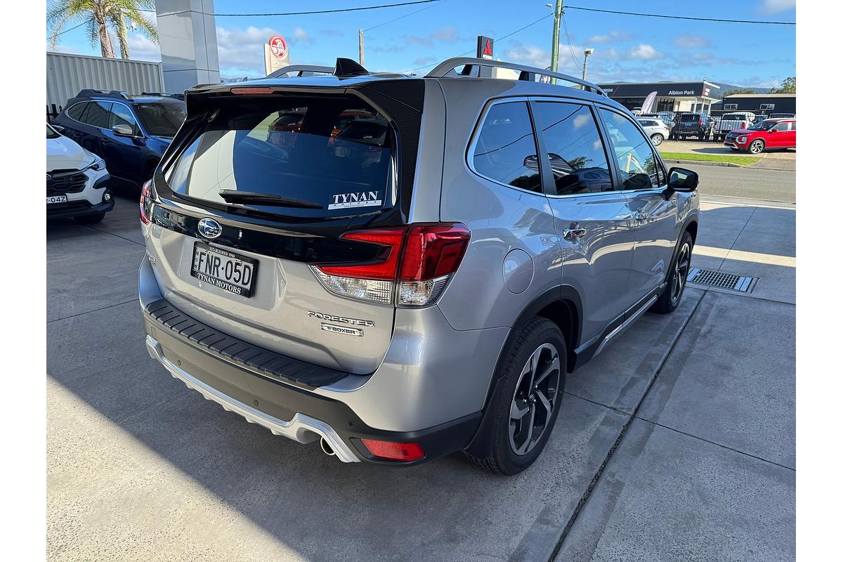2024 Subaru Forester Hybrid S S5