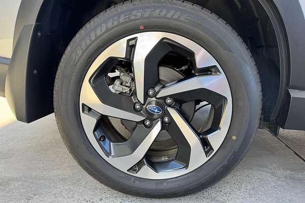 2024 Subaru Forester Hybrid S S5