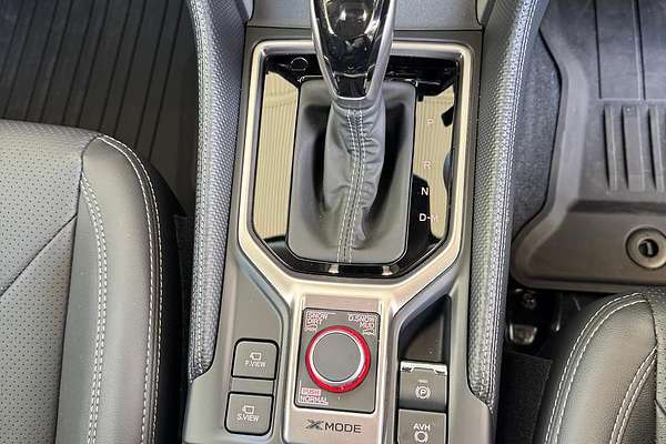 2024 Subaru Forester Hybrid S S5