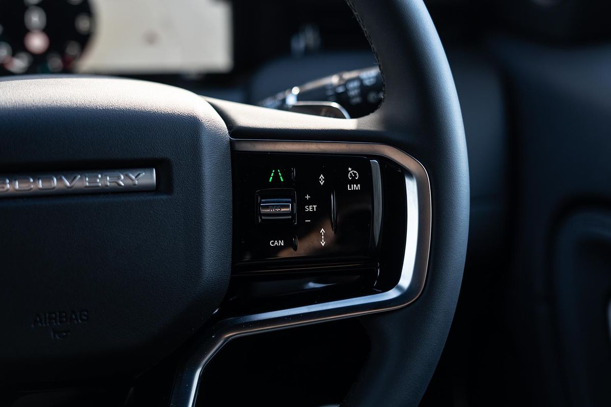 2024 Land Rover Discovery Sport P250 Dynamic SE L550