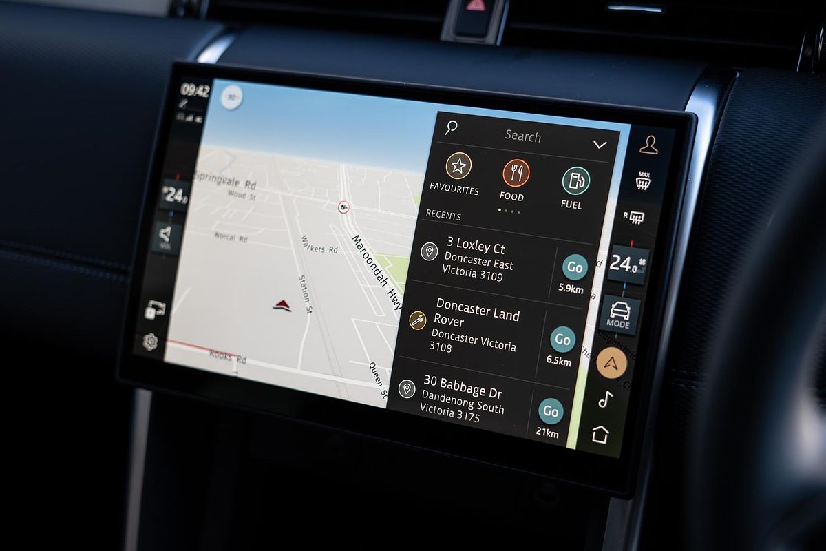 2024 Land Rover Discovery Sport P250 Dynamic SE L550